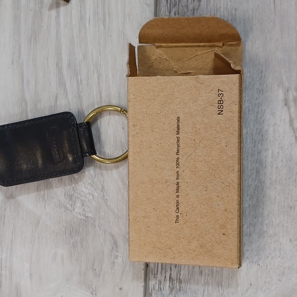 Coach Vintage Valet Key Ring - Picture 8 of 8